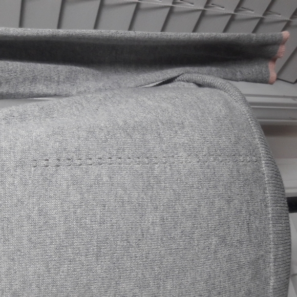 Elle Gray with pink trim beaded rose embellished crewneck sweater - Picture 8 of 13